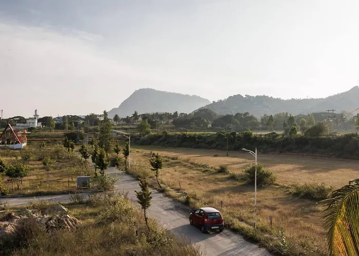 Holiday Day Home In Nandi Skandagiri Hills