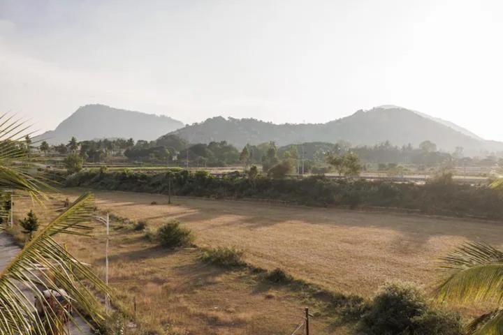 Day In Skandagiri Hills * Nandi